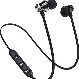 Bluetooth earbuds